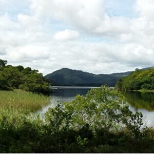 Seenlandschaft in Irland